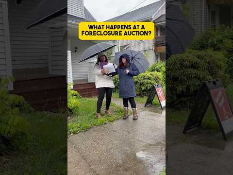 Watch Real Estate Investors Bid at Foreclosure Auction!