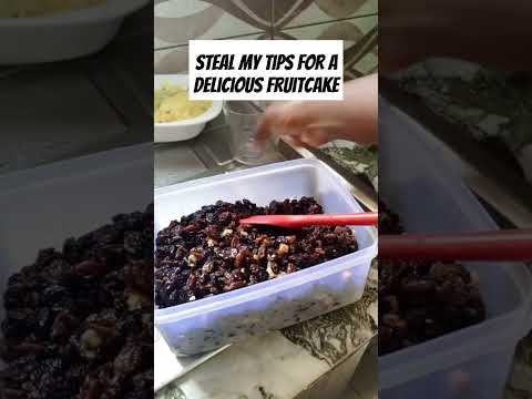 Steal my tips #trending #fruitcake #christmascake #bakingrecipe #cakerecipe #christmastradition