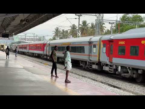 Unique bezel less coach ❤️Indian Railways