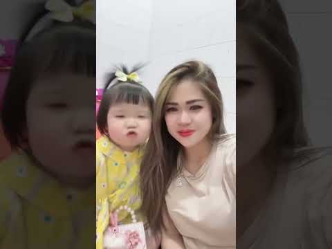 Kylie Duet Lagu Manyao Mandarin Sama mommy!😍❤️ #babyshorts #cute #manyao2020 #trending #kylie #fyp