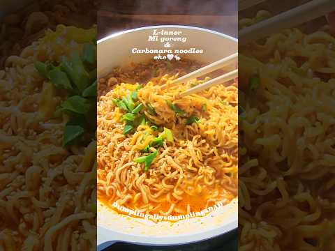 Mi goreng & Cabonara noodles??! Would you eat this?!? #asmr #spicy #migoreng #spicynoodles #noodles