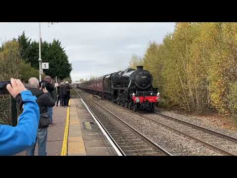 LMS Steam Train 45212 & Class 47 47716 passing Langley Mill station (27/10/24)