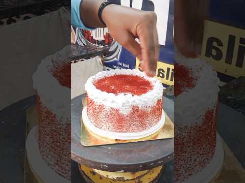 Red ♥️ velvet #cake #foodie #food  #trending #nandani #explore #redvelvet 500g. Cake making ❤️