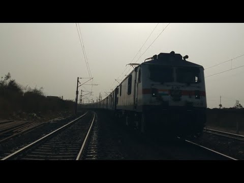 15065-Panvel Exp With BRC Wap-7 Full Speed Train Coming.