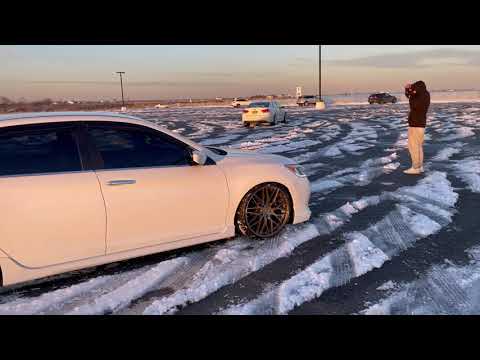 Behind the scenes of my Honda Crv & Accord snow Photoshoot