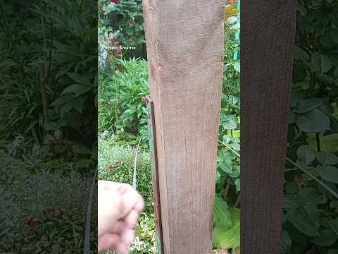 Amazyng woodworking skills! How to easily and securely attach a wooden post with wire #shorts #diy