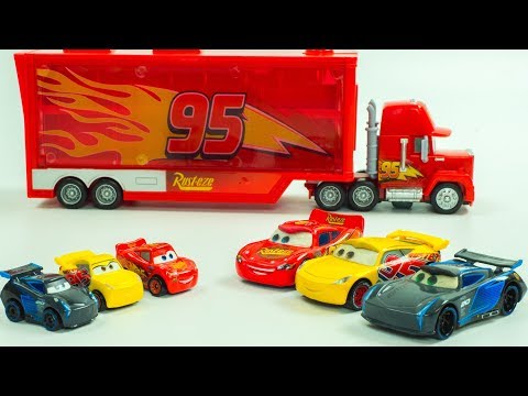 MINI RACERS STOPMOTION Lightning McQueen, Jackson Storm & Cruz Ramirez Disney Cars Toys Race