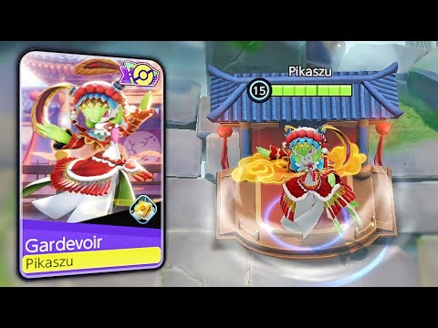 Gardevoir Default vs Stage Style Holowear Comparison - Pokemon Unite