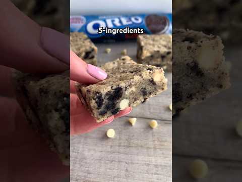 Would you try this soft Oreo shortbread? 😍 #easyrecipe #tutorial