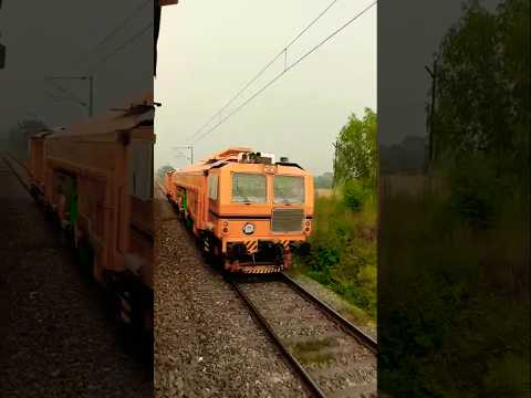 Dynamic Tamping Express 09-3X Indian Railways Machine#uniquetrainengines#indianrailways#machine#alp