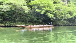 日本｜日本百景｜東北岩手旅遊｜岩手景點｜猊鼻溪」遊船(げいびけい）｜船伕們唱（猊鼻追分）｜猊鼻渓舟下り｜日本目前唯一手划式（手漕ぎ）的舟船