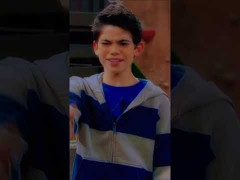 Luke Ross - Jessie Edit #cameronboyce #jessie #lukeross #descendants