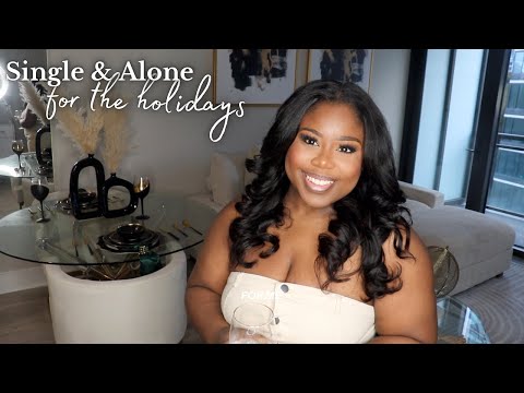 Alone for the Holidays | my first time hosting Thanksgiving dinner at my new apartment in Atlanta