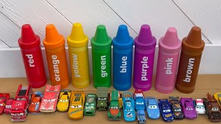 🌈 Learning Colors with Lightning McQueen and Tow Mater 🚘 Disney Pixar Cars with Giant Crayon Toys 🚨