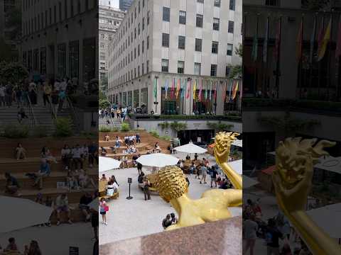 Rockefeller Plaza at Rockefeller Center in NYC, famous for its Christmas tree and skating rink! #nyc