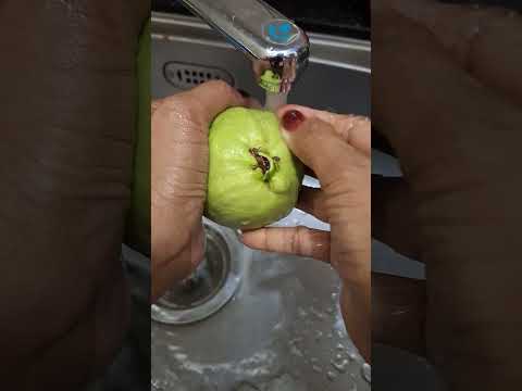 Fresh healthy fruit #viral #ytshorts #satisfying