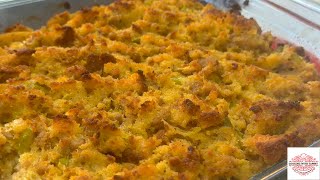 Delicious Cornbread Dressing / Stuffing