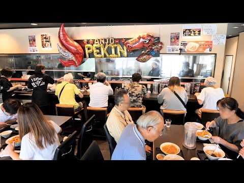 90% of customers order the same thing! Fried chicken and egg rice bowl is a big hit in Japan