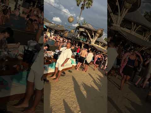 World's Best Beach Club: FINNS CANGGU BALI