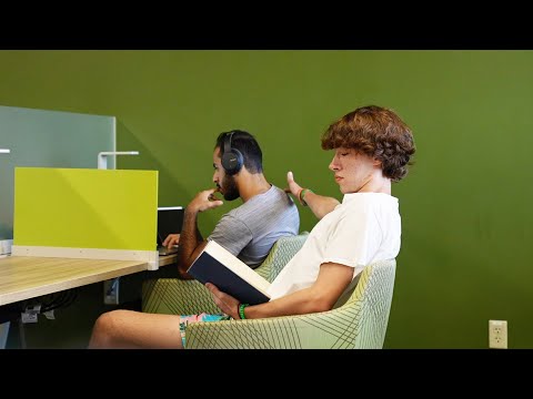 Shoulder Tapping Prank in the Library!