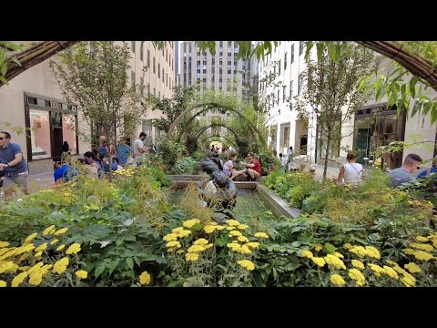 Rockefeller Center | Manhattan | New York | 4K Walk New York (July 2022)