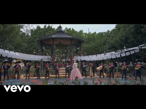 Natalia Jiménez - Se Me Olvidó Otra Vez (Official Video)