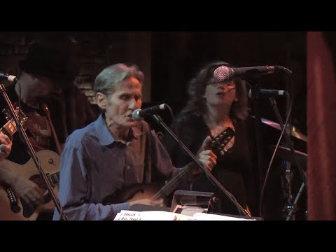 Atlantic City - Levon Helm - Ain't in It for My Health