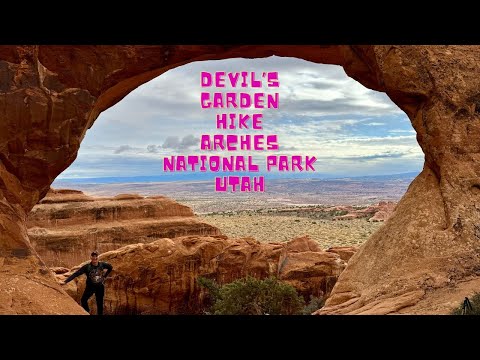 Devil's Garden Hike Arches National Park Utah Oct 2024