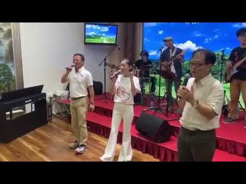 371 新加坡: 在茶阳大埔会馆唱客家歌 Singapore: Singing Hakka song at the Char Yang Dabu Association