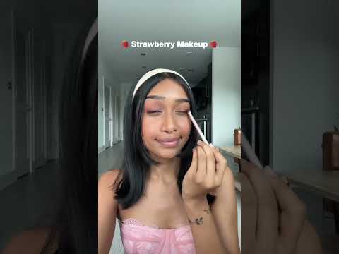 Strawberry 🍓 Makeup - are you recreating it? #makeup #blush #makeuptutorial #creamblush #trends