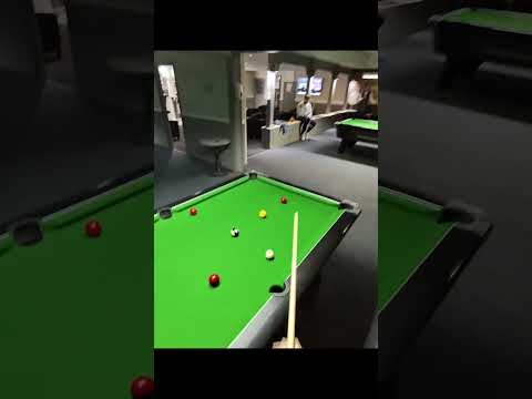 Playing POOL With Ray-Ban Meta Glasses #raybanmeta #pov #pool