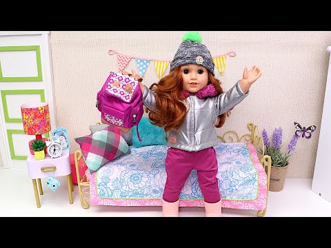 Doll morning routine for the mountain! Play Dolls