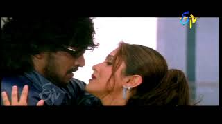 Love Is Beaautiful Full Video Song | Stupid | Upendra | Keerthi Reddy | ETV Cinema