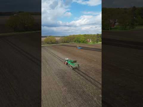 Substrat streuen mit Fendt 🔥 #2024 #farming #landwirtschaft #agriculture #fendt #viral #farm #trend