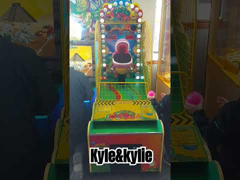 Kyle & Kylie at chuckie cheese regina 040124 #happykids#bondingtime #canadavlogs #shorts