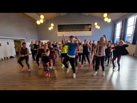 Zumba fitness - El Mambo - Kiko Rivera