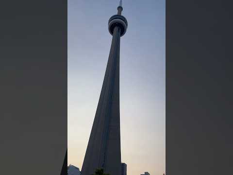 Roundhouse Park in Toronto offers a picturesque view of the CN Tower and the city’s skyline!