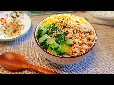 minced chicken three color rice bowl,best way to cook ground chicken,Japanese rice bowl with chicken