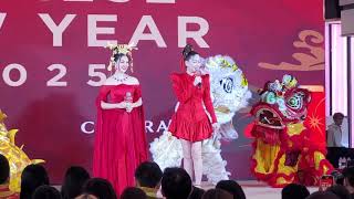 งานแถลงข่าวเปิดแคมเปญ “The Great Chinese New Year 2025” ช่วงพูดคุยกับคุณเบลล่า ราณี แคมเปน หลัง Show