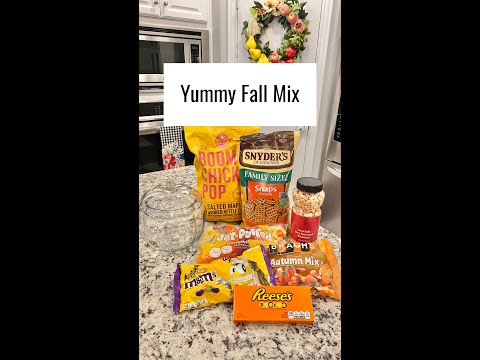 Yummy Fall Snack Mix