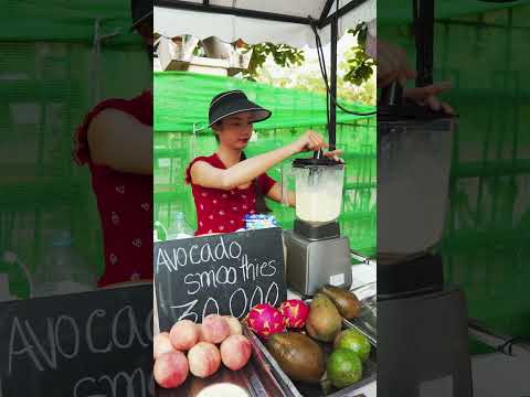 Fresh Avocado Smoothie🥑 | Laos Food | Laos🇱🇦 | Luang Prabang #shorts