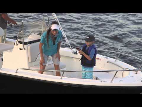 MAKO Boats: 2015 184 CC Offshore Fishing Boat Tour