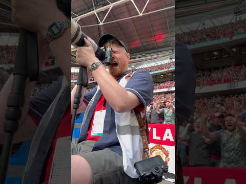 When A Man Utd Supporting Photographer Shoots An FA Cup Winning Goal 😂 #expiredfilmclub #football