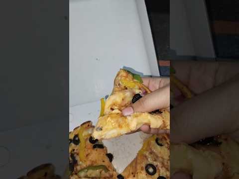 pizza lover || cheese burst || The Awesome Girl  #shorts #viral #food #pizza #cheeseburst #foodie