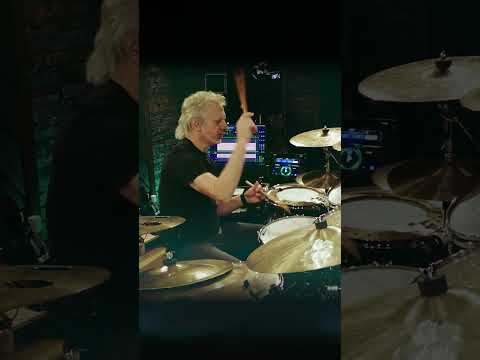 GrooveClix iOS App: Dave Weckl Plays to "Havana" Groove