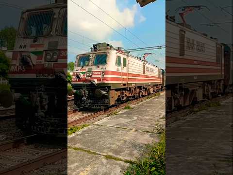 NR GZB Wap5 Locomotive Crossing | Horn Honking Speed#uniquetrainengines#indianrailways#wap5#crossing