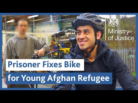 The Prisoners Fixing Bikes for Refugees