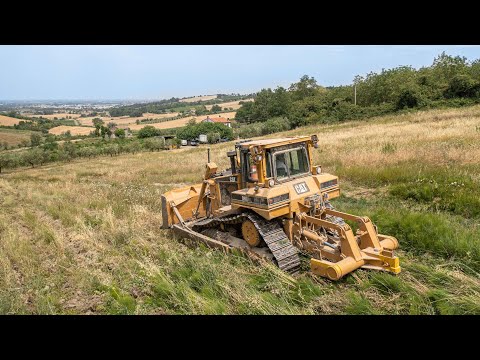 Preparazione per un nuovo vigneto in collina con AgForm 3D🍇 CAT D6R XL