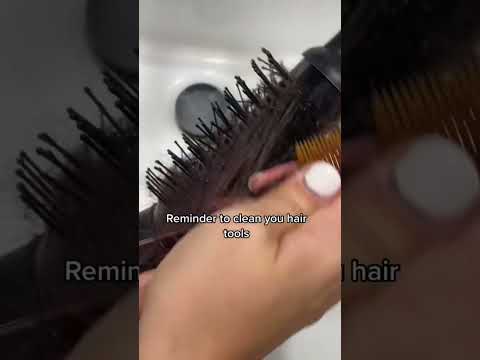 Cleaning my hair styler