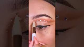 #eyetutorial #makeup #instamakeup #makeuplook #beautytips #beautyshow